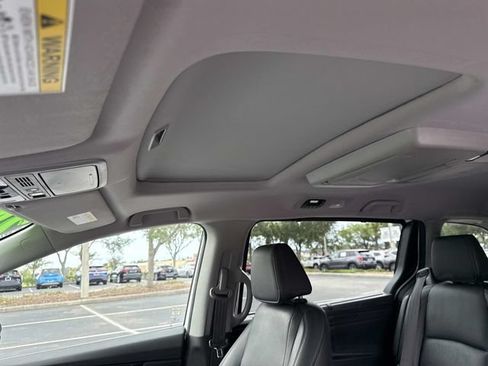 Certified 2024 Honda Odyssey Touring image 23