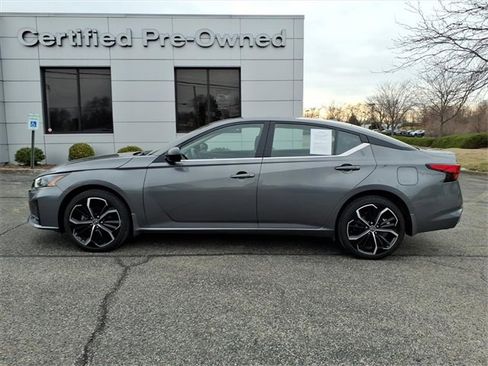 Certified 2024 Nissan Altima 2.5 SR w/ SR Premium Package image 2