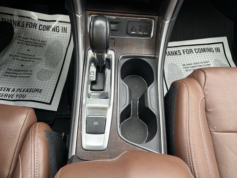 Used 2019 Subaru Ascent Touring w/ Popular Package #2 image 18