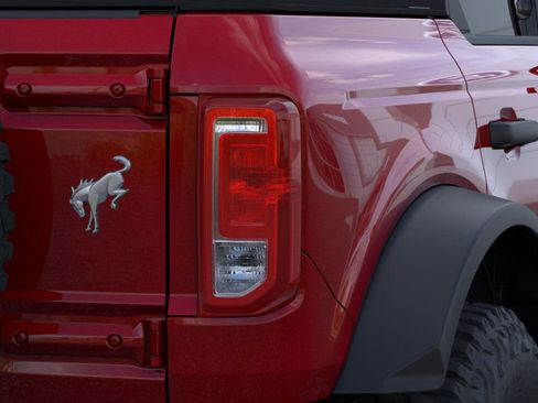 New 2025 Ford Bronco 4-Door w/ Sasquatch Package image 23