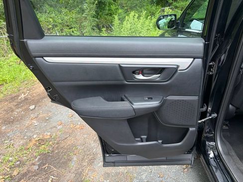 Used 2021 Honda CR-V LX image 14
