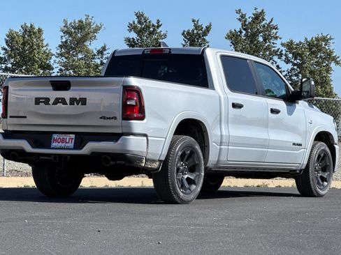 New 2026 RAM 1500 4x4 Crew Cab image 3