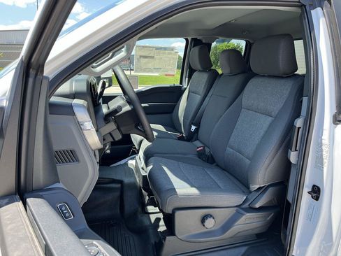 New 2025 Ford F550 4x4 SuperCab Super Duty image 7