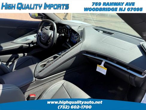 Used 2024 Chevrolet Corvette Stingray Coupe w/ 1LT RWD image 29