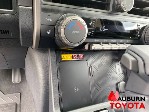 New 2026 Toyota 4Runner TRD Off-Road Premium AWD/4WD image 38