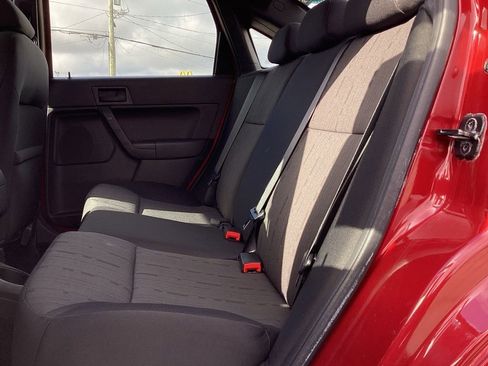 Used 2011 Ford Focus SE w/ 201A Rapid Spec Order Code FWD image 11