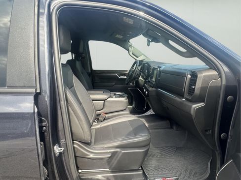 Used 2024 Chevrolet Silverado 1500 LT AWD/4WD image 34