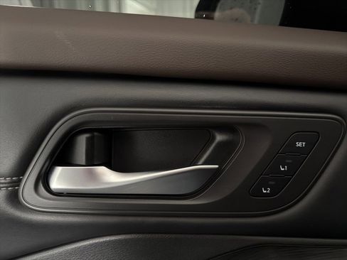 Used 2022 Nissan Rogue SL w/ SL Premium Package image 13