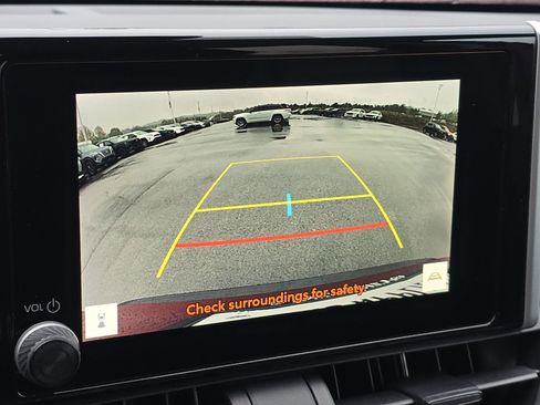 Used 2023 Toyota RAV4 XLE image 19