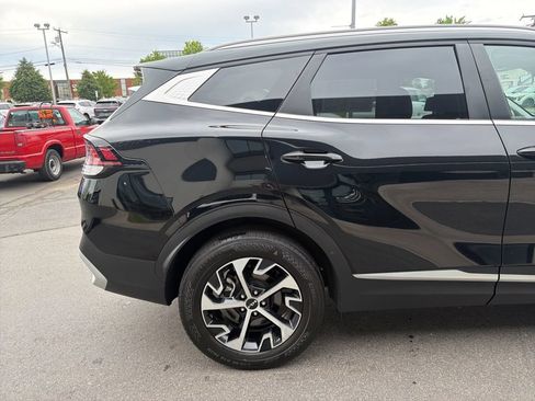 Certified 2024 Kia Sportage EX AWD/4WD image 7