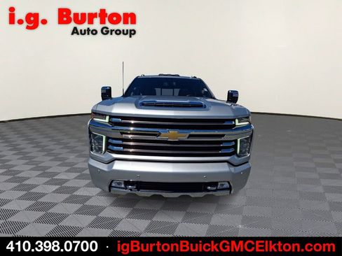 Certified 2023 Chevrolet Silverado 3500 High Country w/ Safety Package II AWD/4WD image 2
