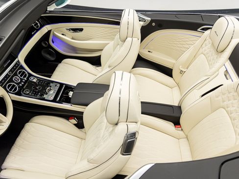New 2026 Bentley Continental GTC AWD/4WD image 28