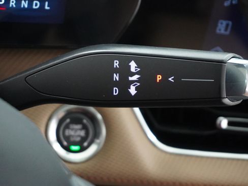 New 2026 Chevrolet Equinox ACTIV w/ Convenience Package III image 24