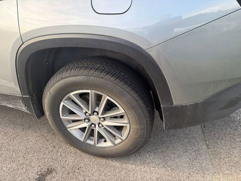 Certified 2024 Chevrolet Traverse LT AWD/4WD image 6