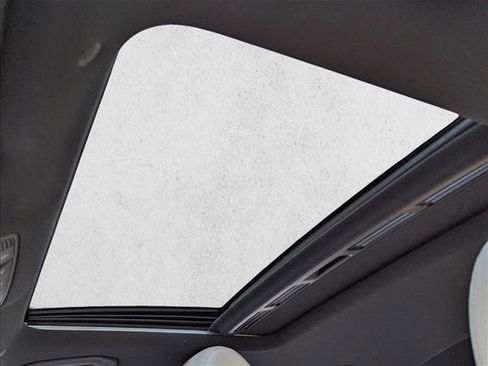 Used 2019 Mercedes-Benz E 300 image 15