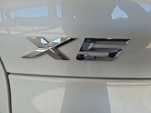 Used 2024 BMW X5 xDrive40i w/ Parking Assistance Package AWD/4WD image 32