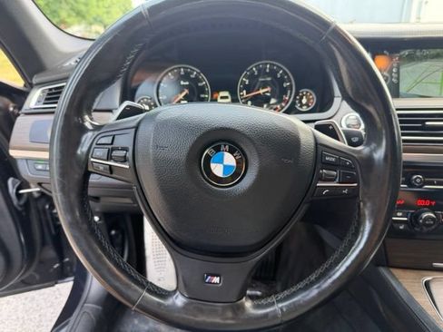 Used 2014 BMW 750Li xDrive AWD/4WD image 17