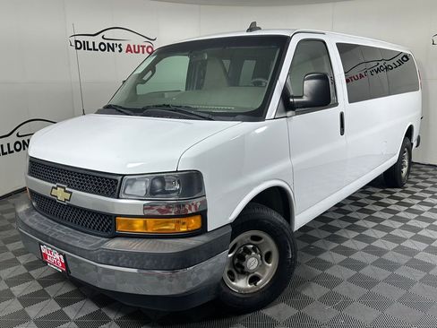 Used 2018 Chevrolet Express 3500 LT w/ LT Preferred Equipment Group RWD image 1