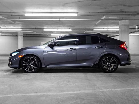 Certified 2018 Honda Civic Sport Touring image 14