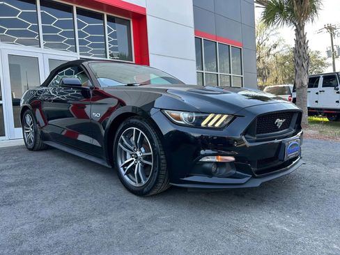 Used 2015 Ford Mustang GT Premium image 3