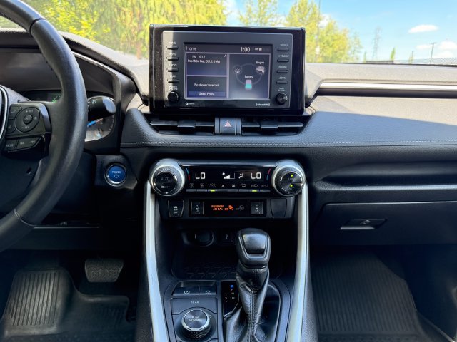 Used 2022 Toyota RAV4 XLE w/ Convenience Package AWD/4WD image 22