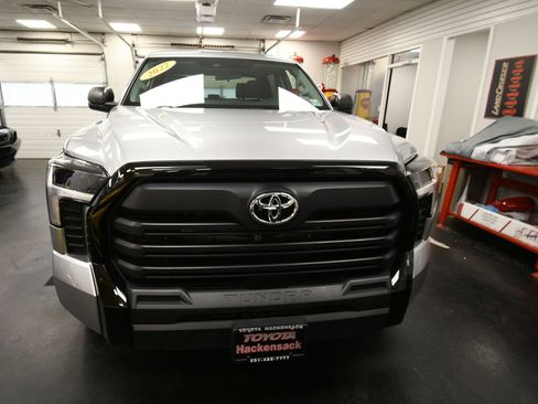 Used 2022 Toyota Tundra SR RWD image 2