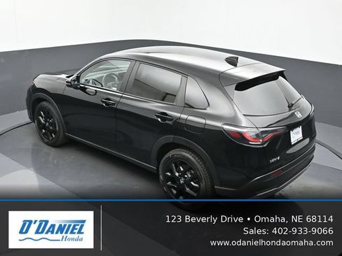 Used 2024 Honda HR-V Sport image 15
