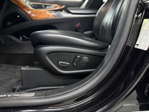 Used 2019 Lincoln Nautilus Reserve AWD/4WD image 29