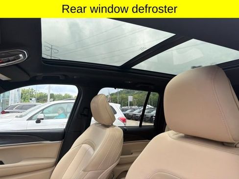 Used 2023 Jeep Grand Cherokee 4WD 4xe w/ Luxury Tech Group II image 13