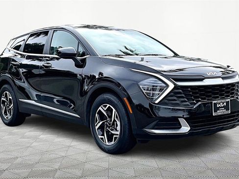 Certified 2024 Kia Sportage LX image 5