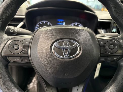 Used 2024 Toyota Corolla LE FWD image 17