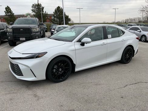 New 2026 Toyota Camry XLE FWD image 3