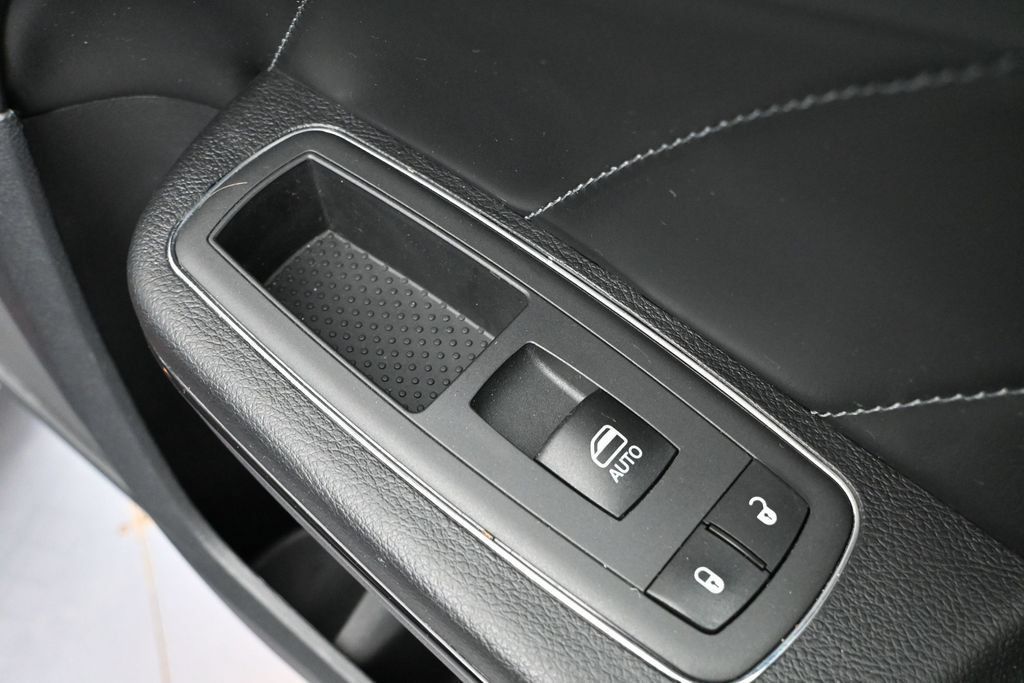 Used 2021 Dodge Charger R/T w/ Plus Group RWD image 37