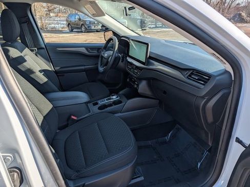 Used 2025 Ford Escape Active w/ Tech Pack #1 AWD/4WD image 8
