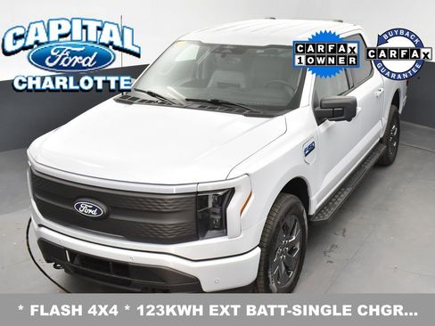Used 2025 Ford F150 Lightning Flash image 29