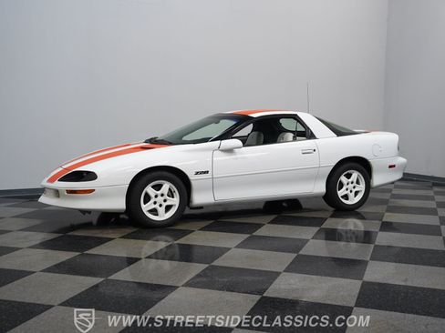 Used 1997 Chevrolet Camaro Z28 w/ Preferred Equipment Group 2 RWD image 7