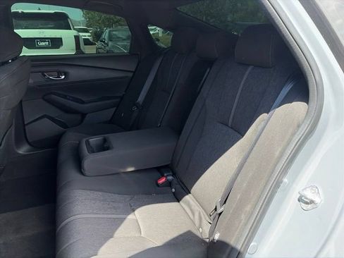 Used 2023 Honda Accord Sport image 3