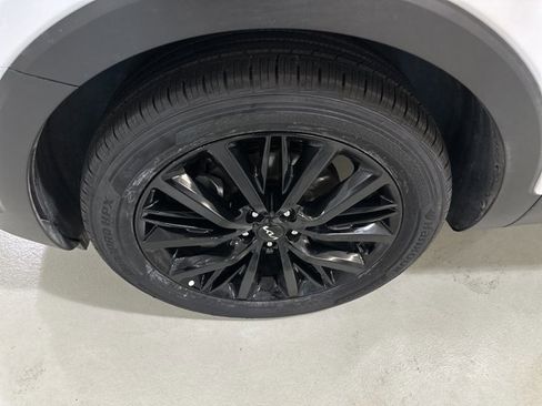 Used 2022 Kia Telluride SX image 11