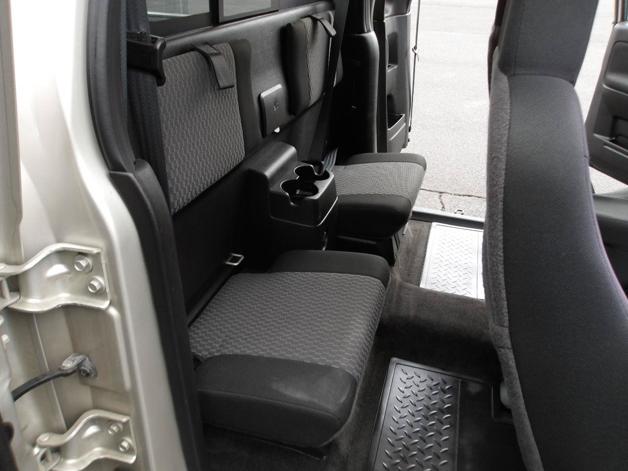 Used 2008 Chevrolet Colorado LT w/ Power Convenience Package AWD/4WD image 12