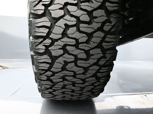 Used 2022 Jeep Wrangler Unlimited Sport image 19