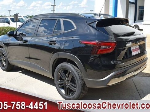 Used 2024 Chevrolet Trax ACTIV w/ Driver Confidence Package FWD image 6