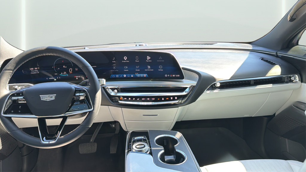 Certified 2024 Cadillac Lyriq Sport AWD/4WD image 21