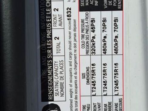 Used 2024 Mercedes-Benz Sprinter 2500 image 21