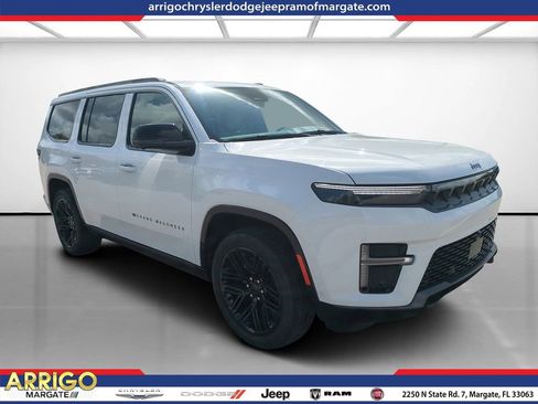 New 2026 Jeep Grand Wagoneer Limited image 1