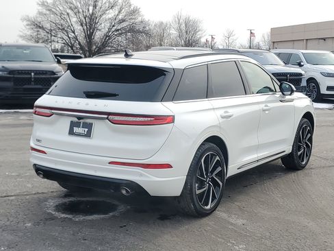 New 2026 Lincoln Corsair Grand Touring image 4