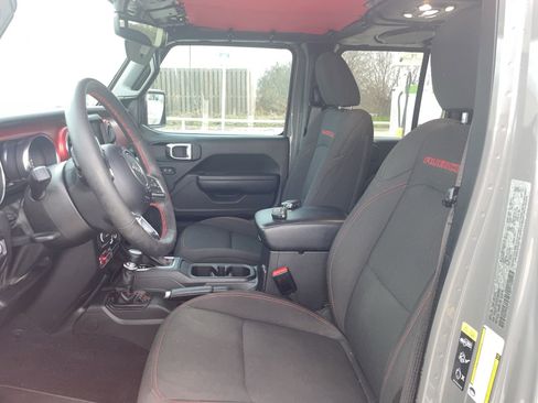 Used 2023 Jeep Gladiator Rubicon w/ LED Lighting Group image 10