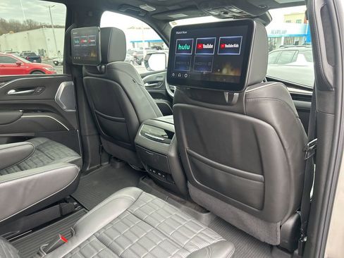 Used 2024 Cadillac Escalade Sport Platinum w/ LPO, ONYX Package image 53