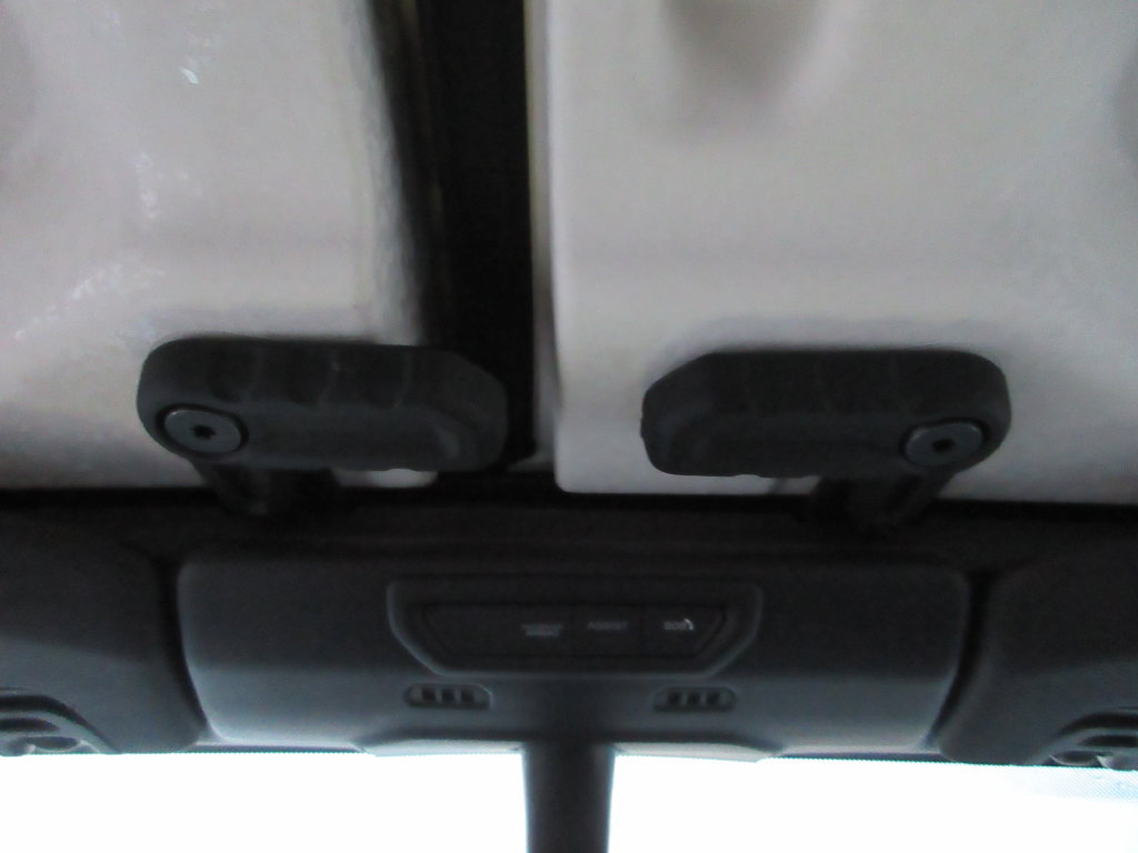 Used 2021 Jeep Gladiator Mojave AWD/4WD image 36