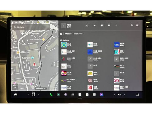 Used 2024 Tesla Model S image 30