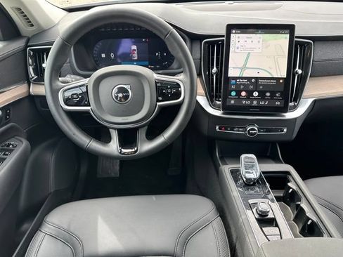 Used 2025 Volvo XC90 B6 Plus AWD/4WD image 20